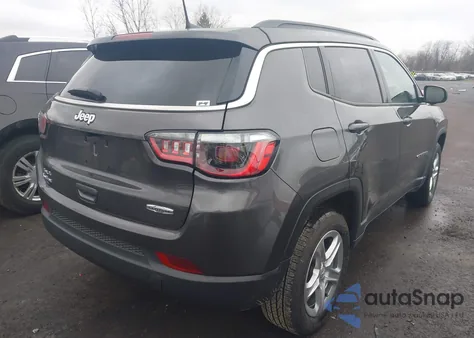 2024 Jeep Compass Latitude 4X4 from USA, damaged, VIN 3C4NJDBN0RT583298